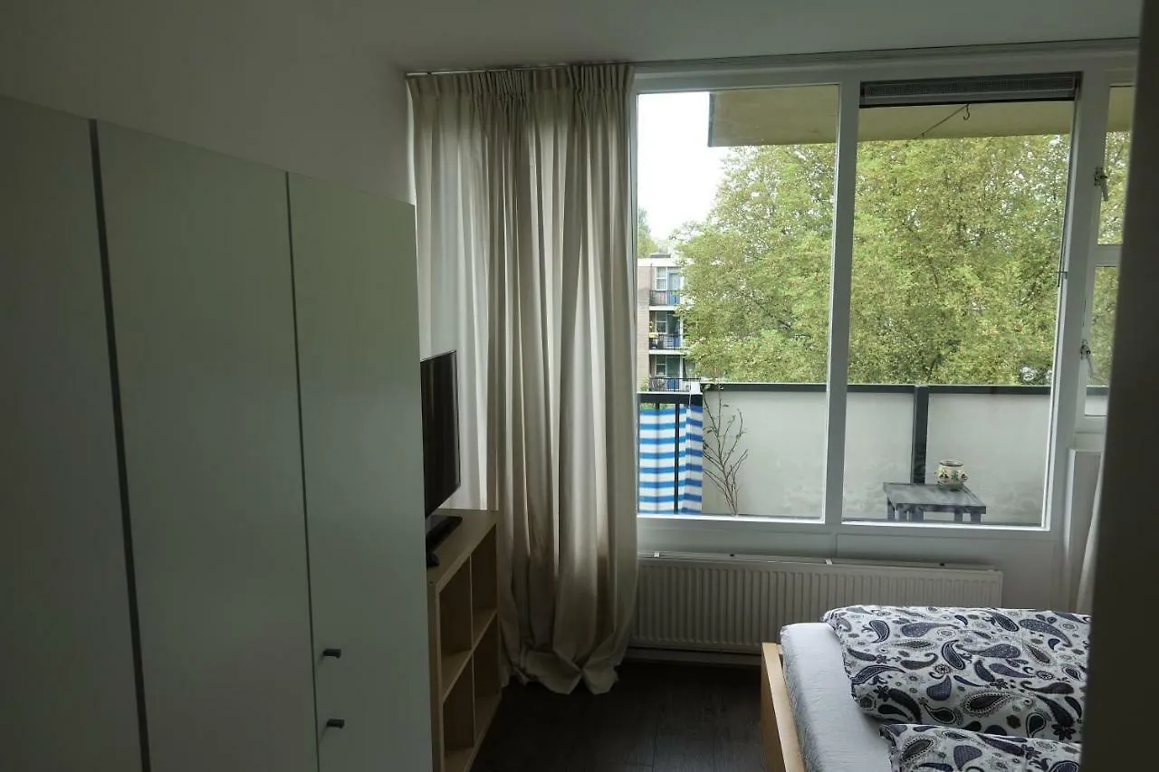 Frühstückspension B&B At Maria'S Gaasperplas Amsterdam Niederlande